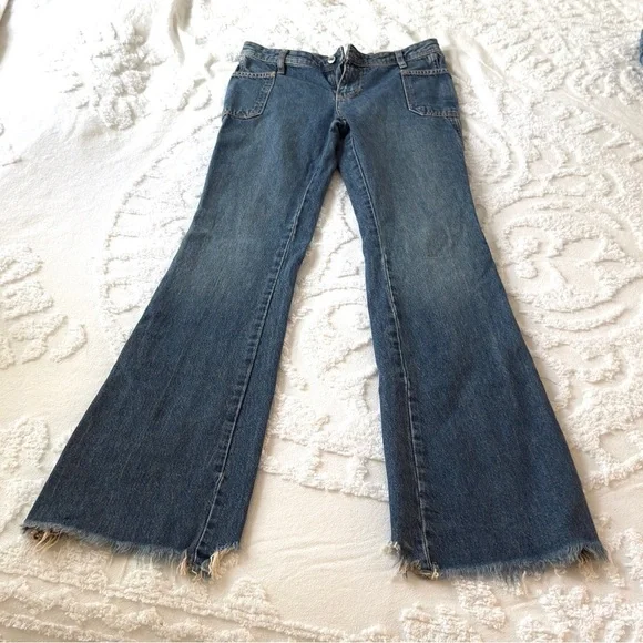 Free People -We The Free ‘ Izzy ‘ Denim Flare Women’s Patch Pocket Jeans Size 24 - Picture 3 of 10